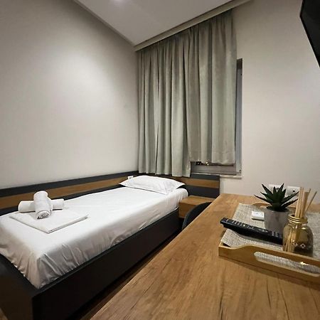 Urban Room 5 Tirana Kültér fotó